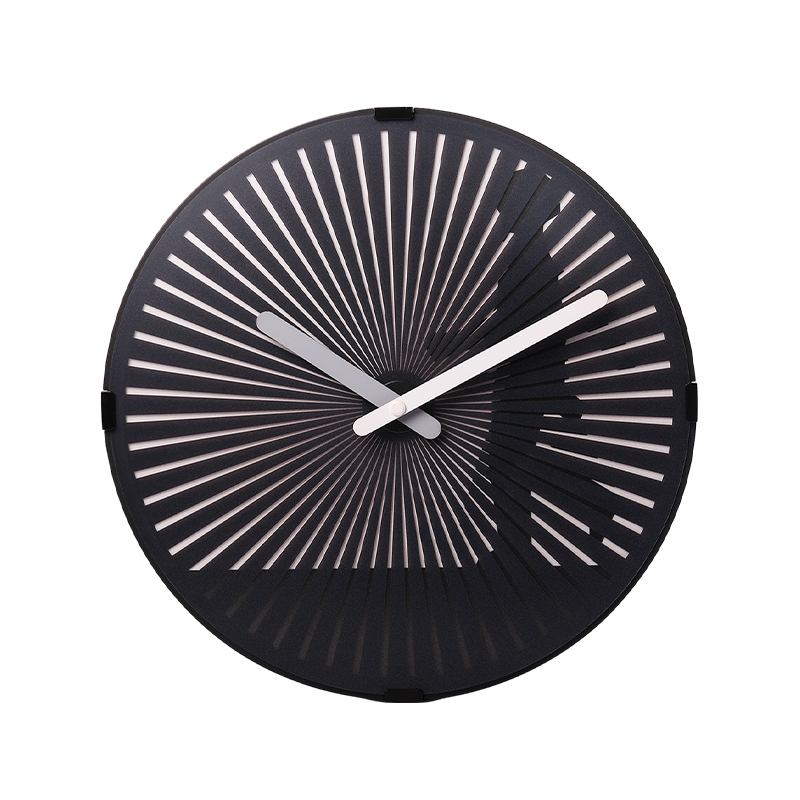 How does the walking people dynamic rotating clock creative round wall clock achieve dynamic changes in patterns or numbers?